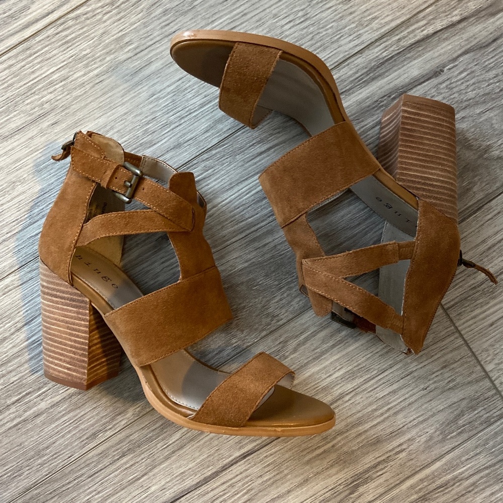 Women’s Hinge Cora Block Heels